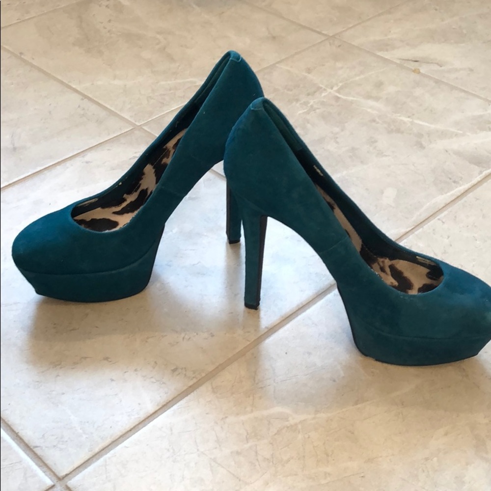 Jessica Simpson pumps - Picture 2 of 7
